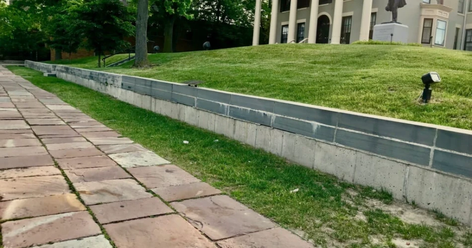 How to Spend 24 Hours in Medina, New York